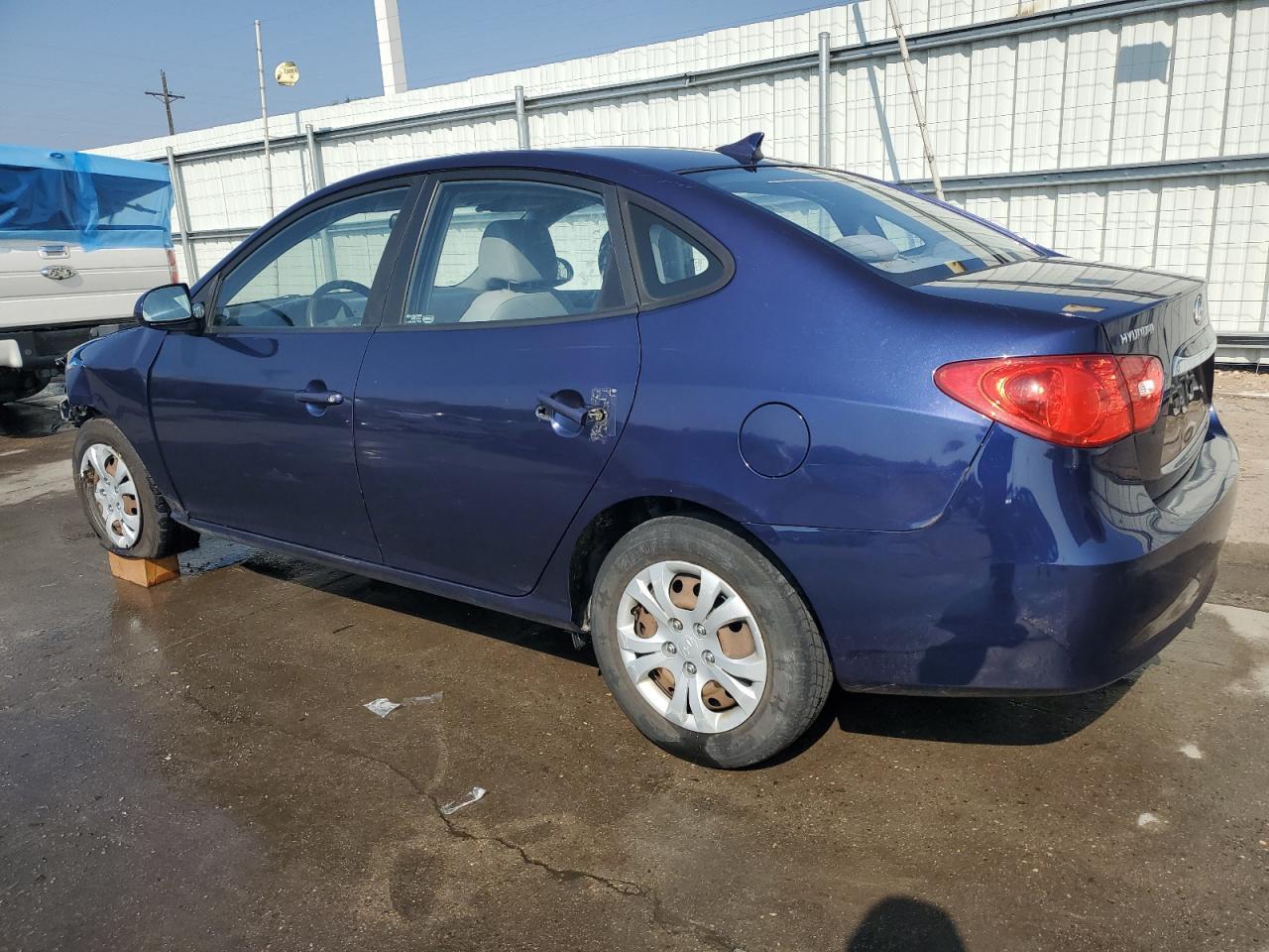 2010 Hyundai Elantra Blue - Image 2