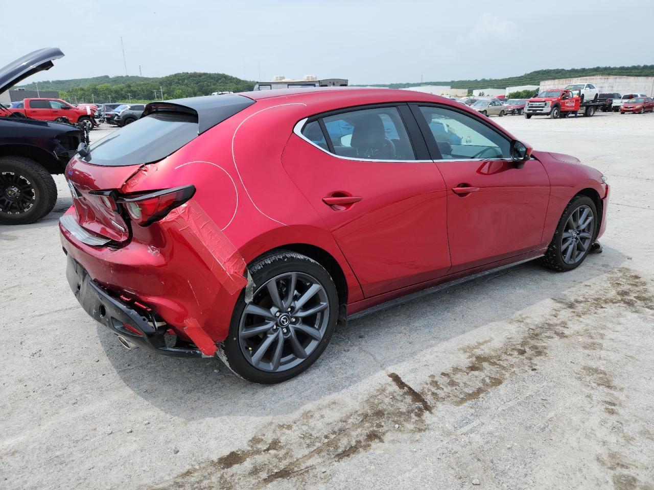 2025 Mazda 3 Preferred - Фото 3