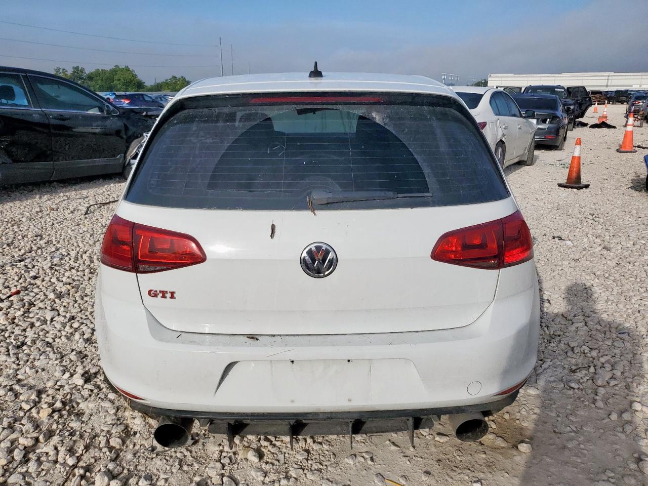 2016 Volkswagen Gti S/Se - Image 6