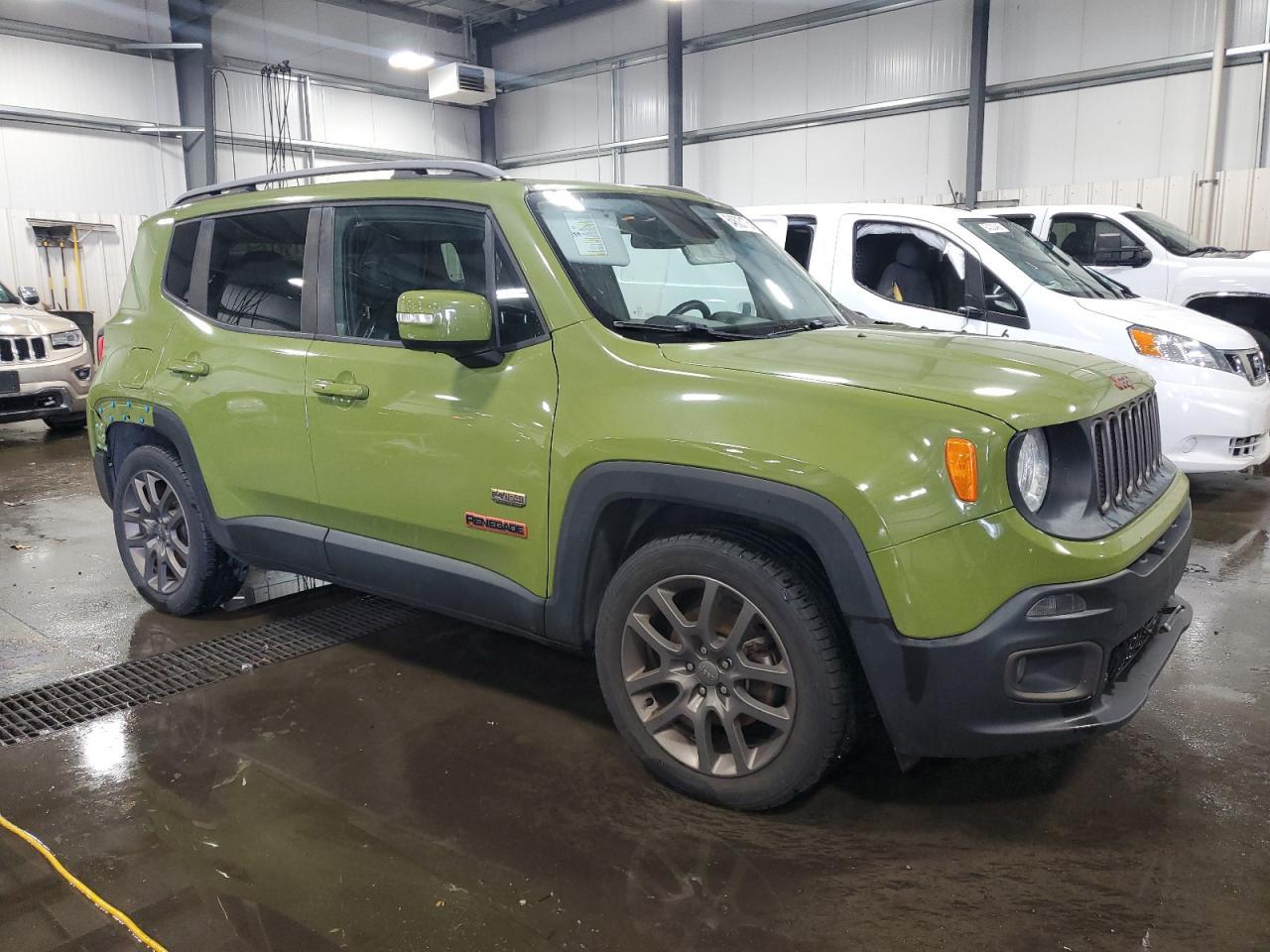 2016 Jeep Renegade Latitude - Фото 4