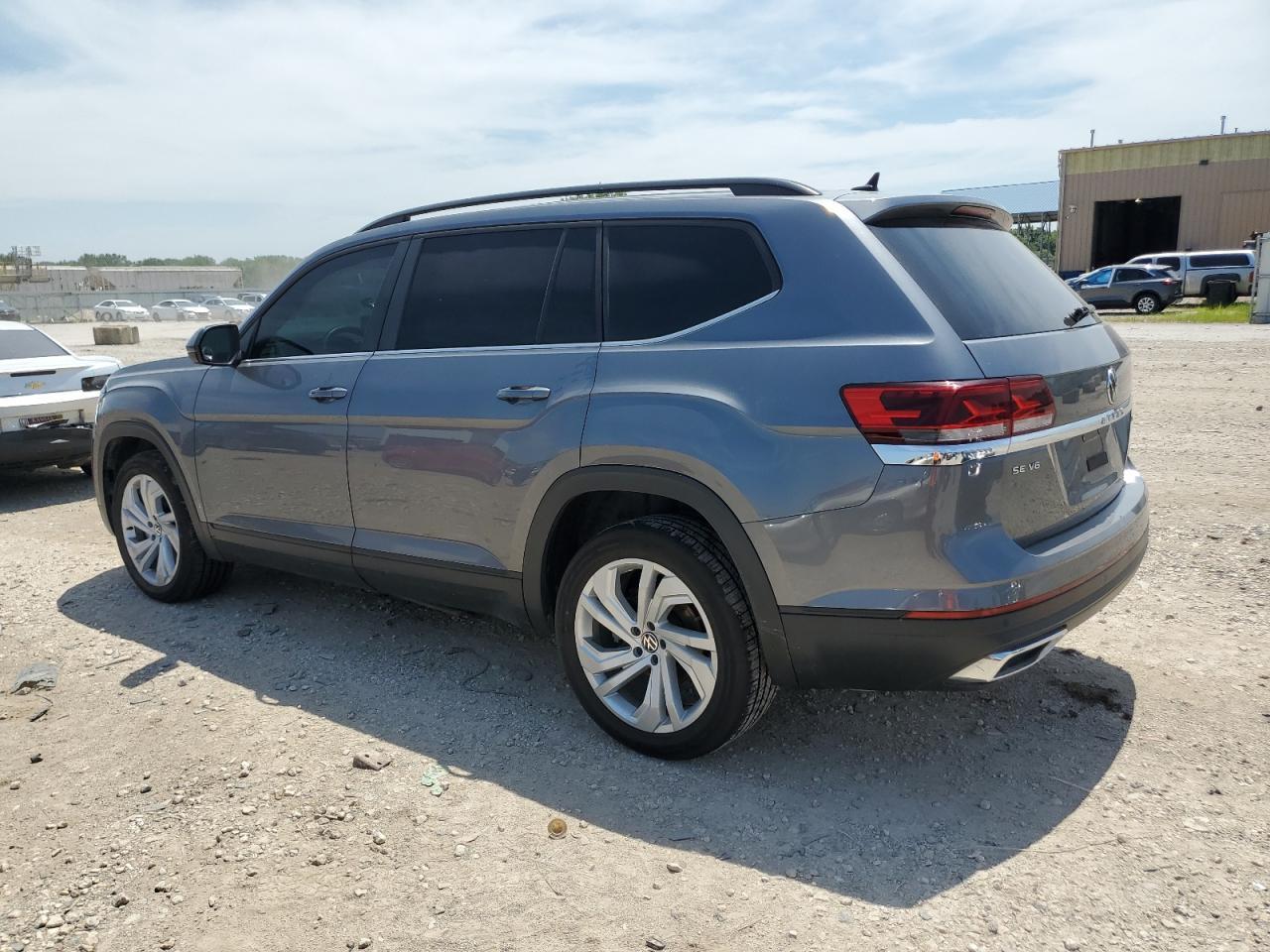 2021 Volkswagen Atlas Se - Фото 2