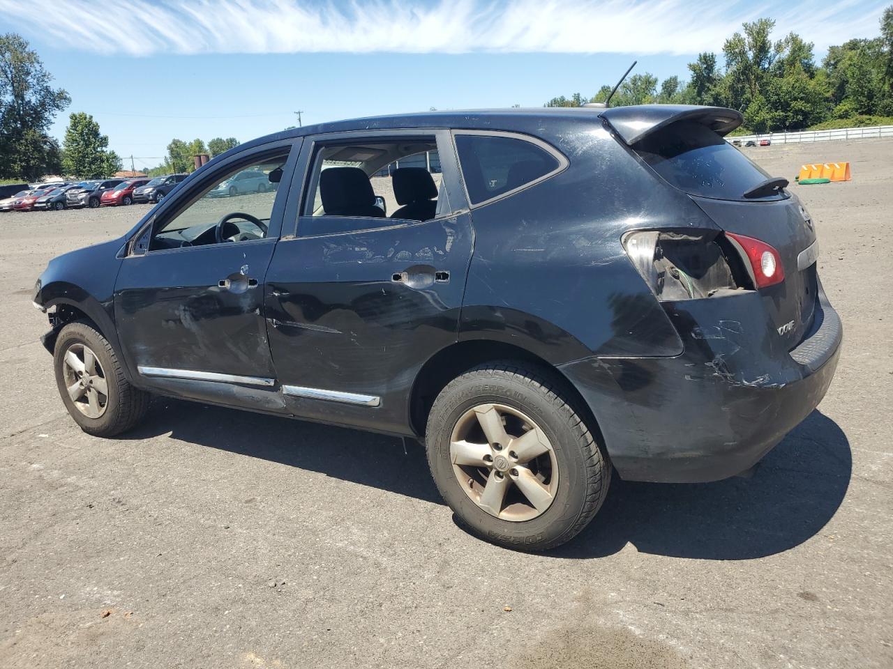 2013 Nissan Rogue S - Фото 2