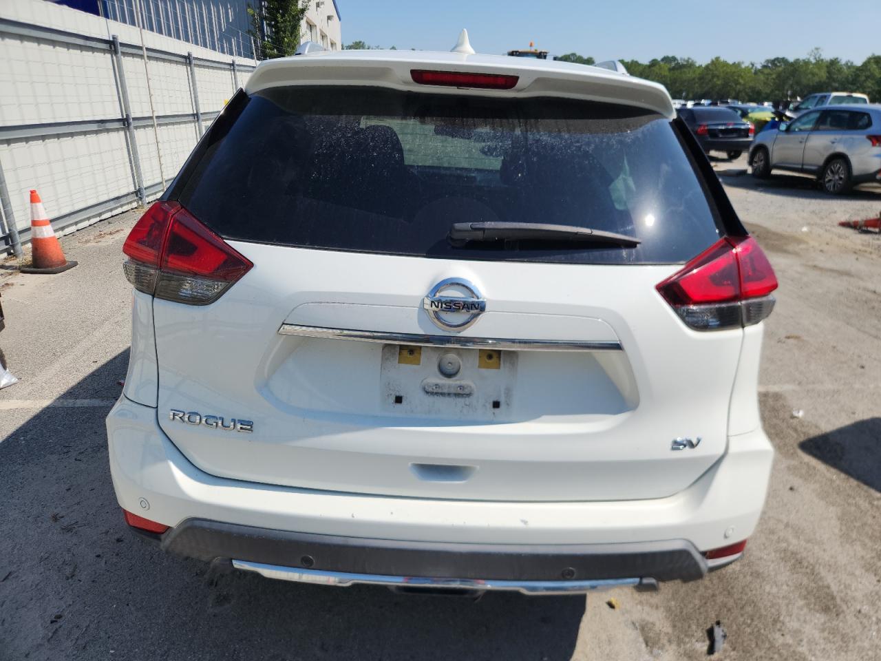 2020 Nissan Rogue S - Image 6