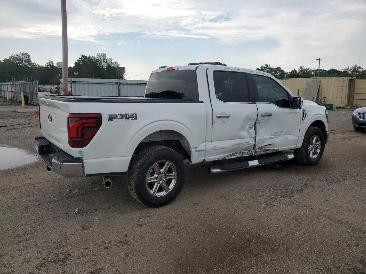 2025 Ford F150 Lariat - Image 3