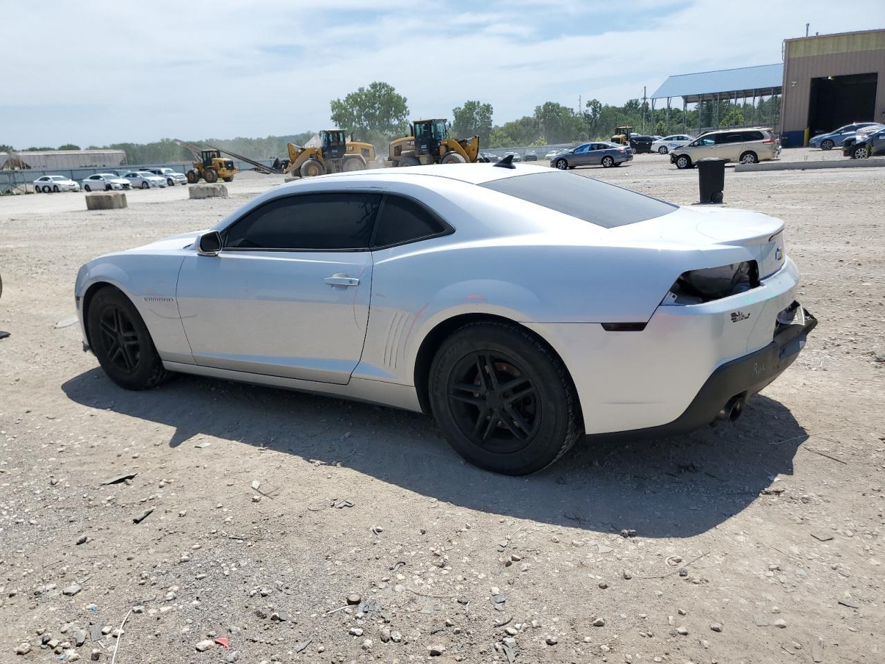 2015 Chevrolet Camaro Ls - Фото 2