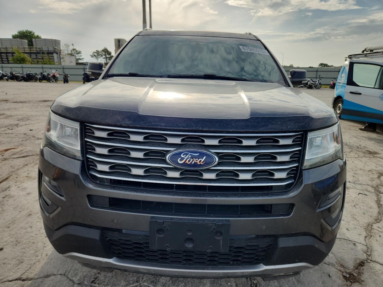 2016 Ford Explorer Xlt - Image 5