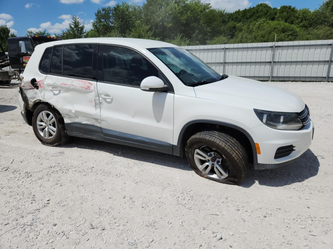 2012 Volkswagen Tiguan S - Фото 4