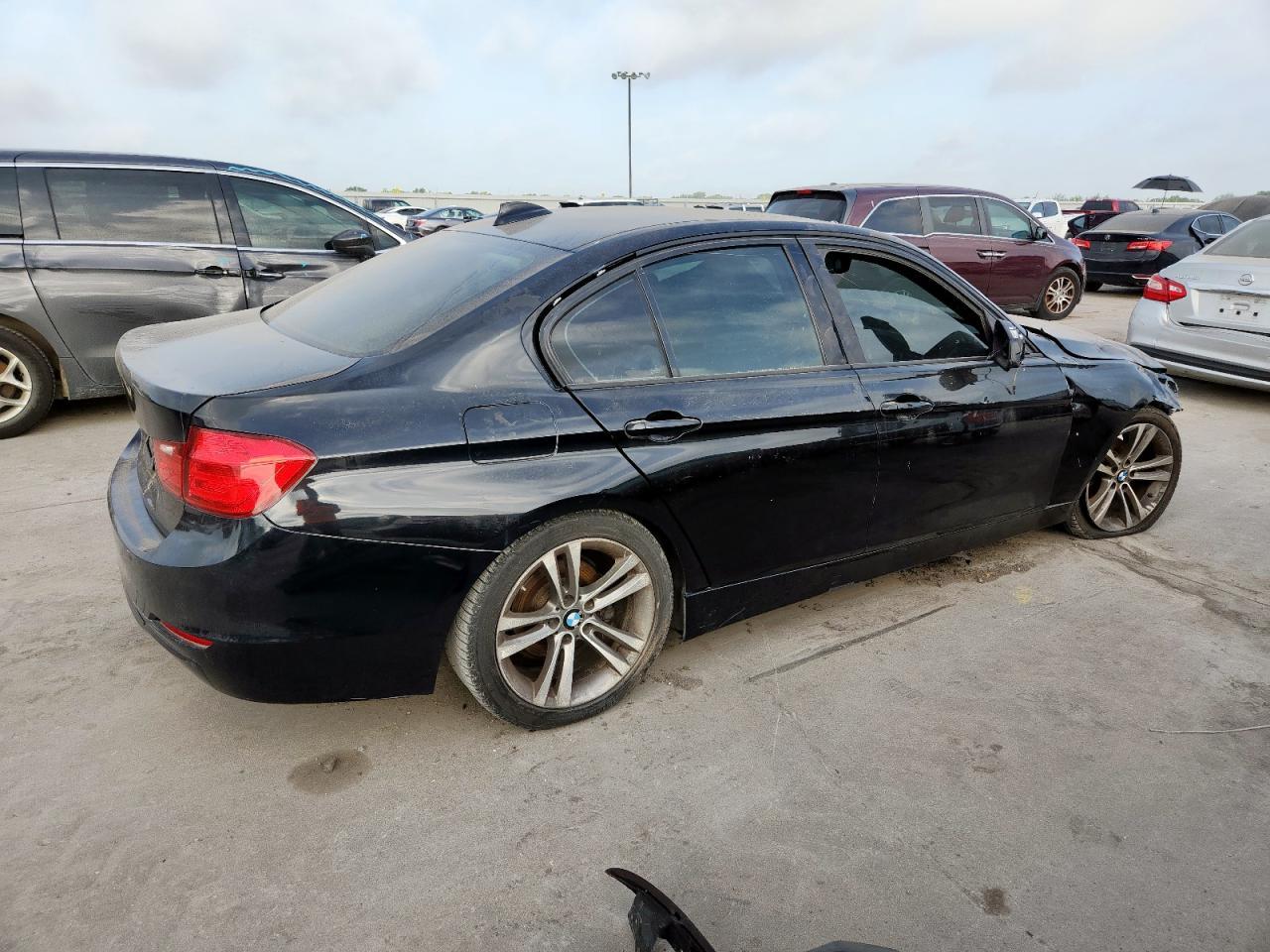 2012 BMW 328 I - Image 3