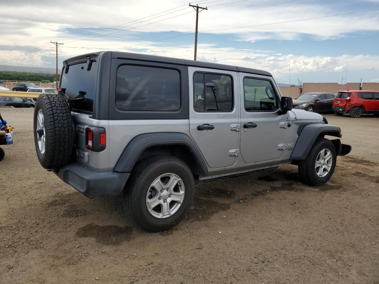2021 Jeep Wrangler Unlimited Sport - Фото 3