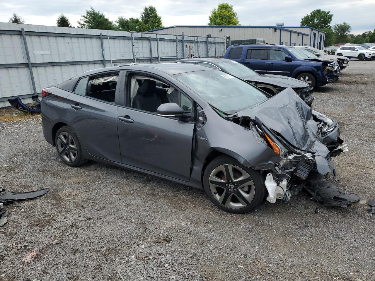 2019 Toyota Prius - Image 4