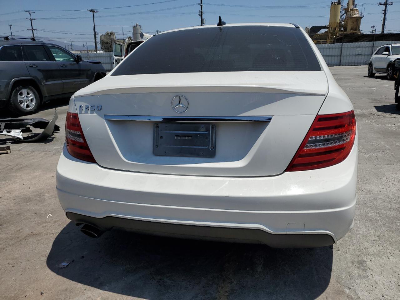 2014 Mercedes-Benz C 250 - Фото 6