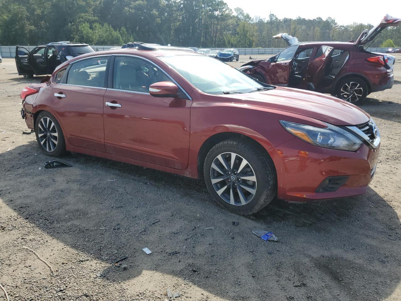 2016 Nissan Altima 2.5 - Фото 4