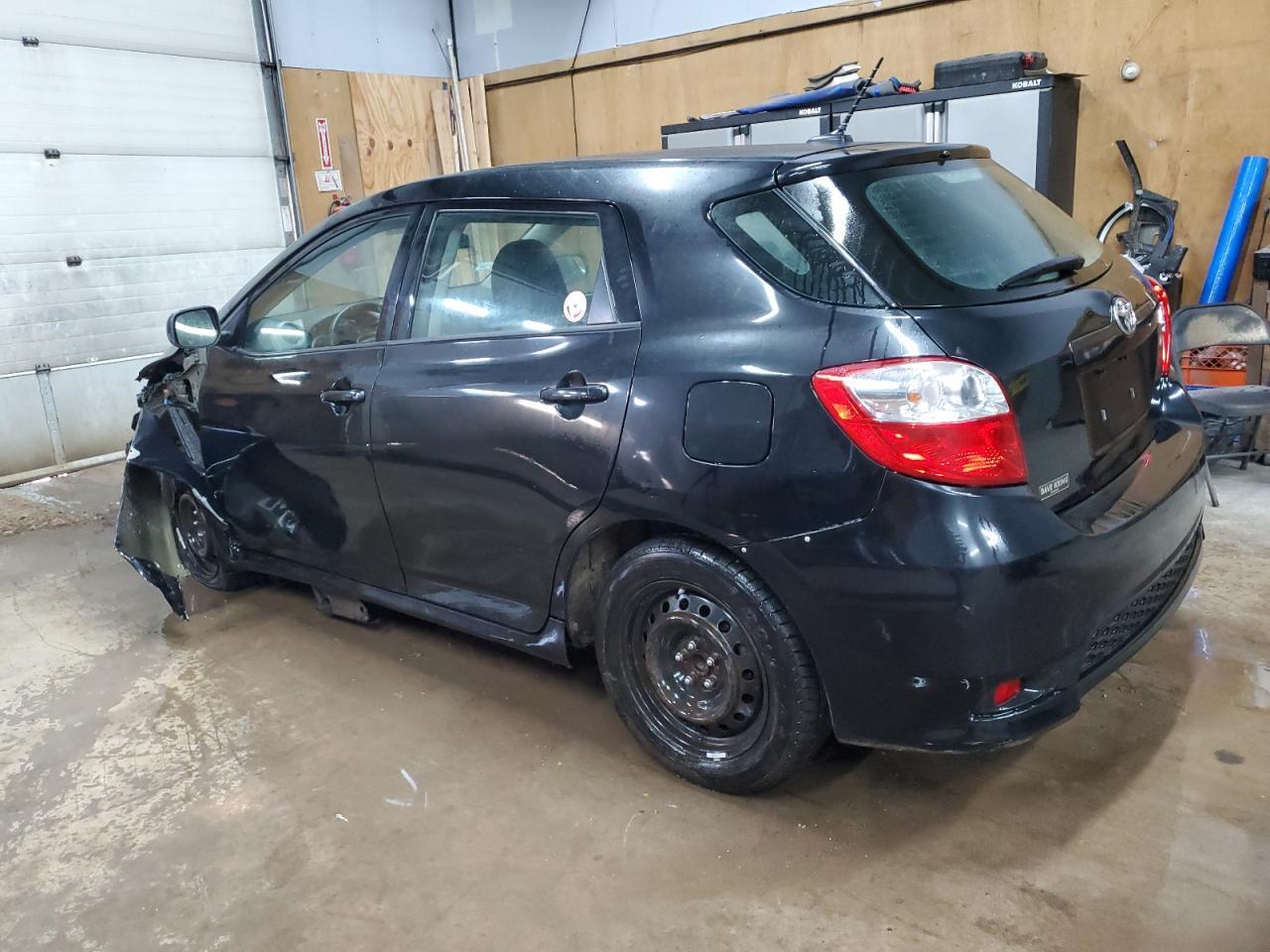 2011 Toyota Corolla Matrix - Фото 2