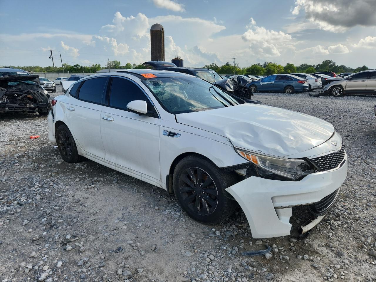 2016 Kia Optima Ex - Image 4