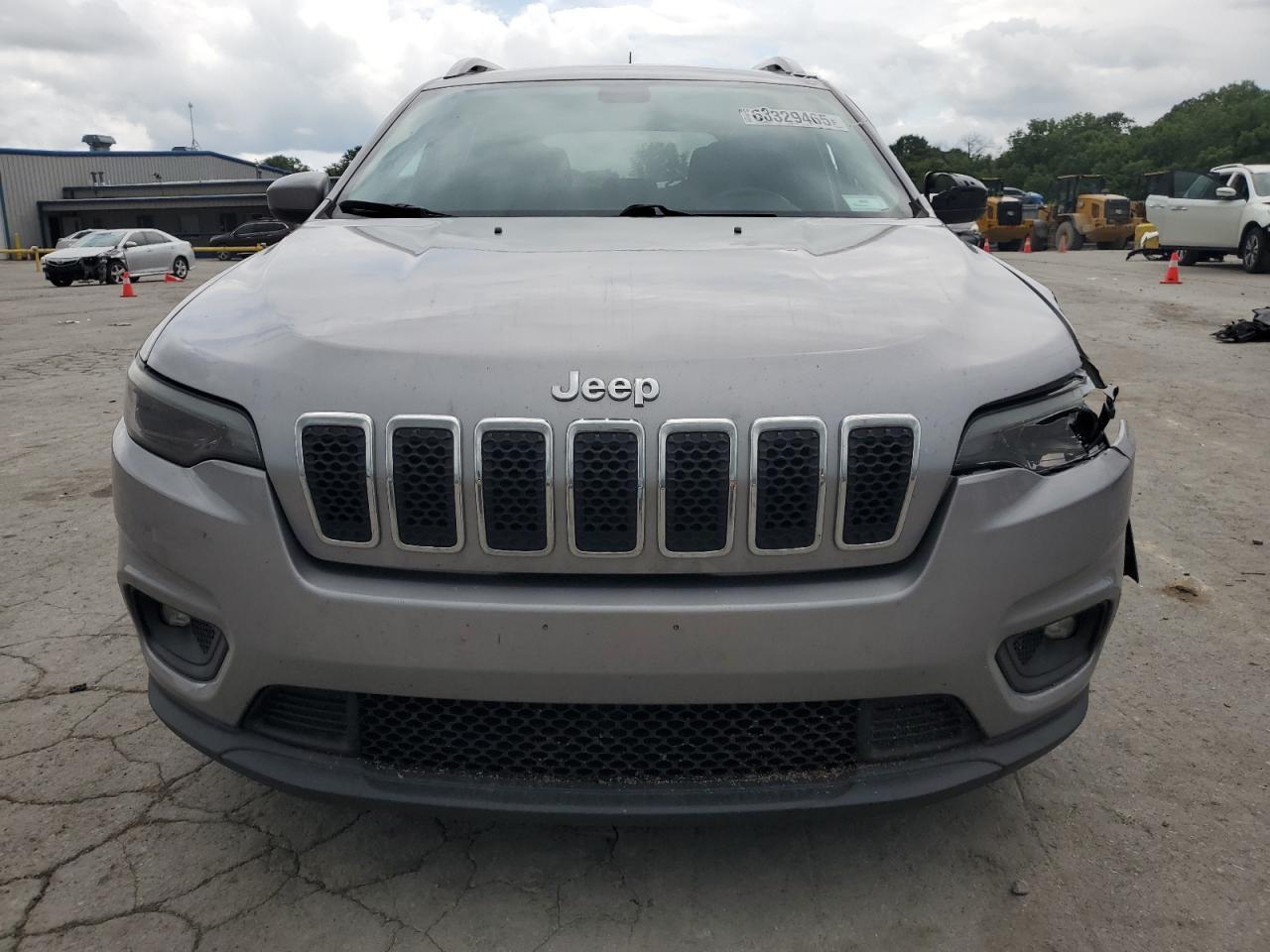 2019 Jeep Cherokee Latitude - Image 5