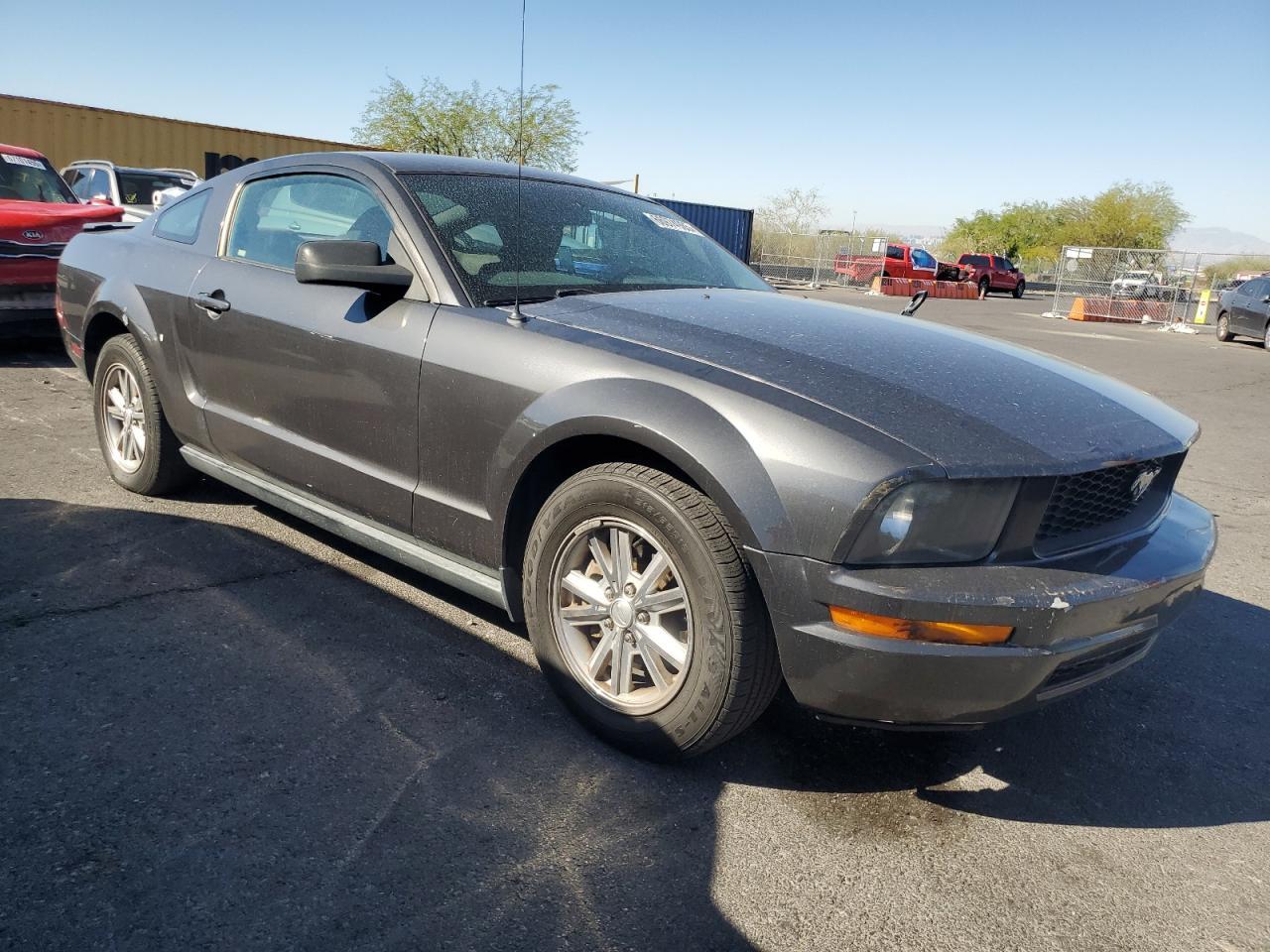 2007 Ford Mustang - Фото 4