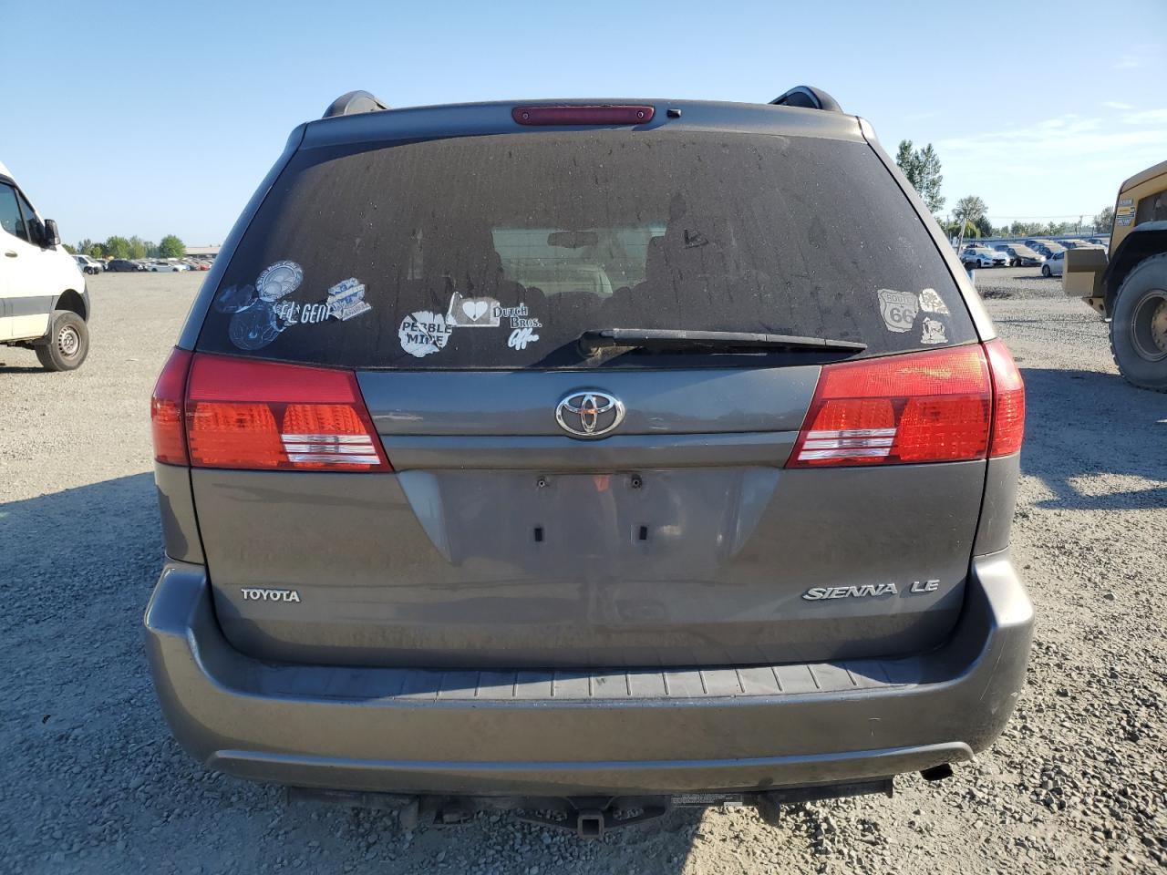 2004 Toyota Sienna Ce - Фото 6