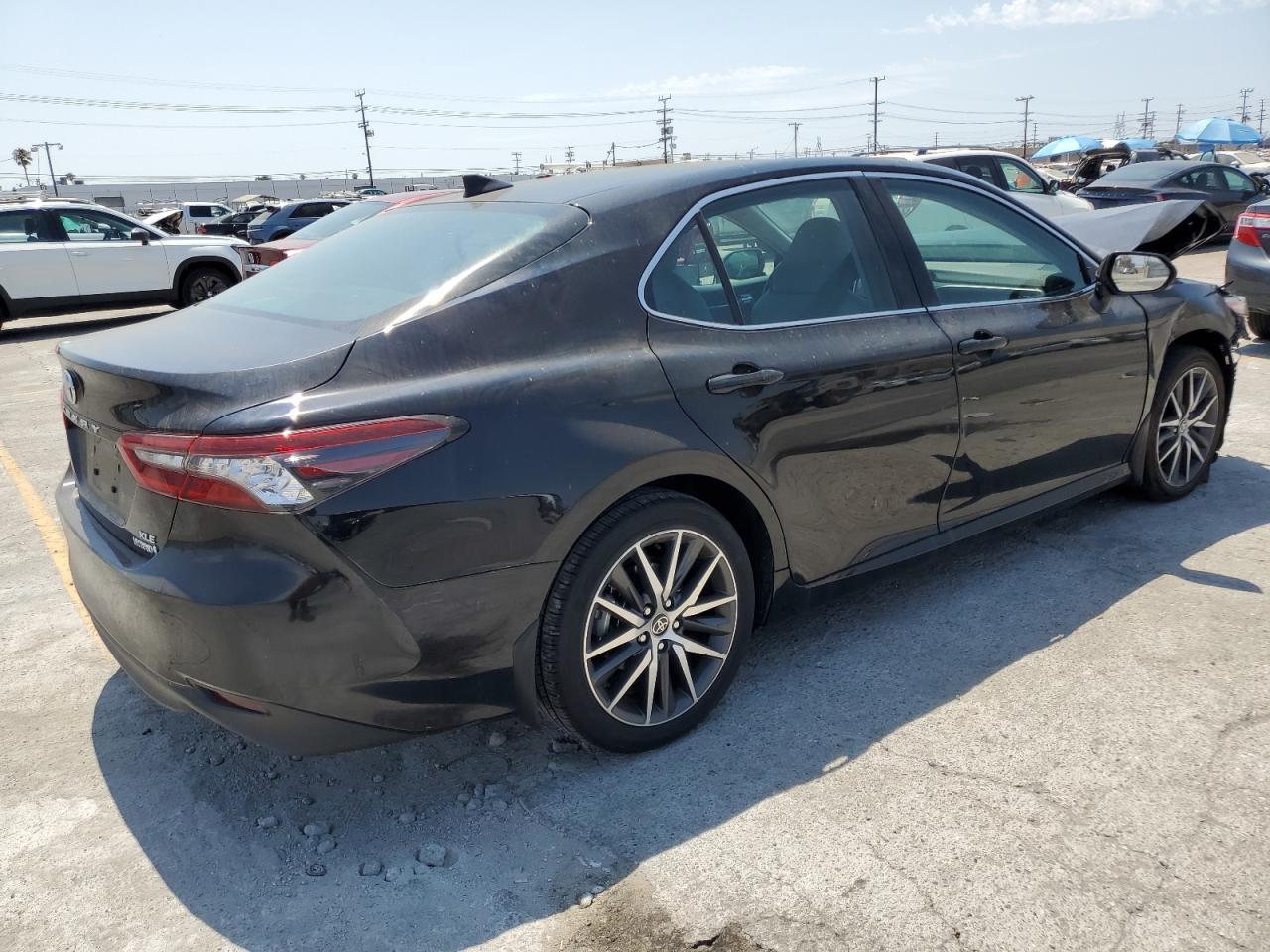 2024 Toyota Camry Xle - Фото 3