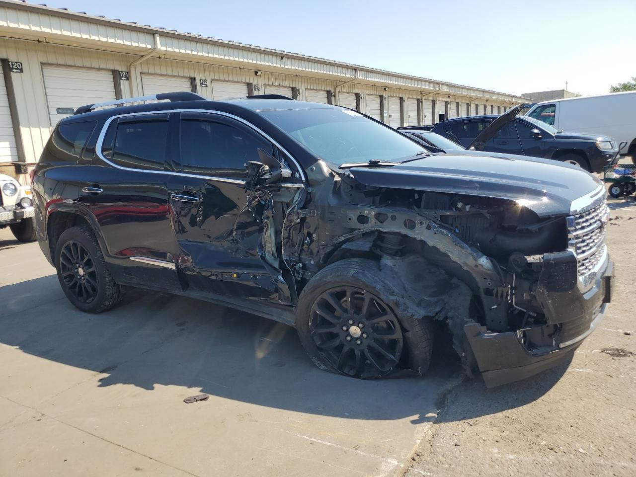 2020 GMC Acadia Denali - Фото 4