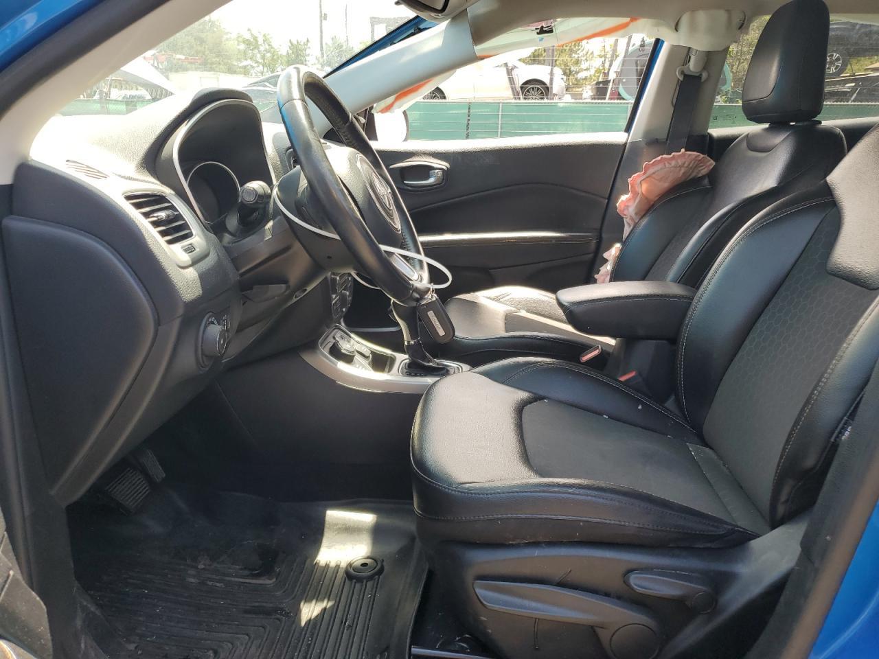 2019 Jeep Compass Latitude - Image 7