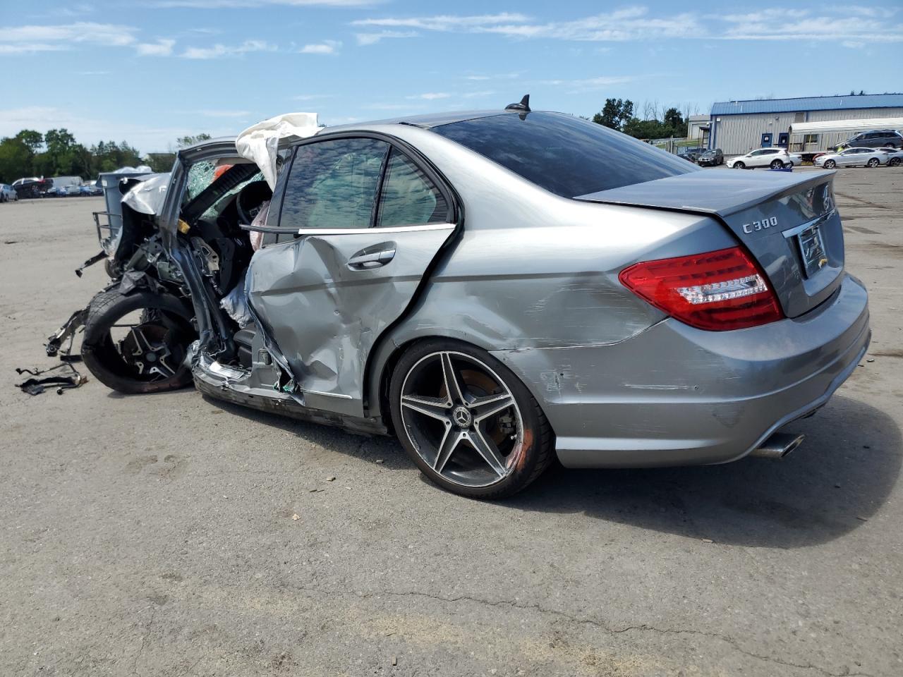 2013 Mercedes-Benz C 300 4Matic - Image 2