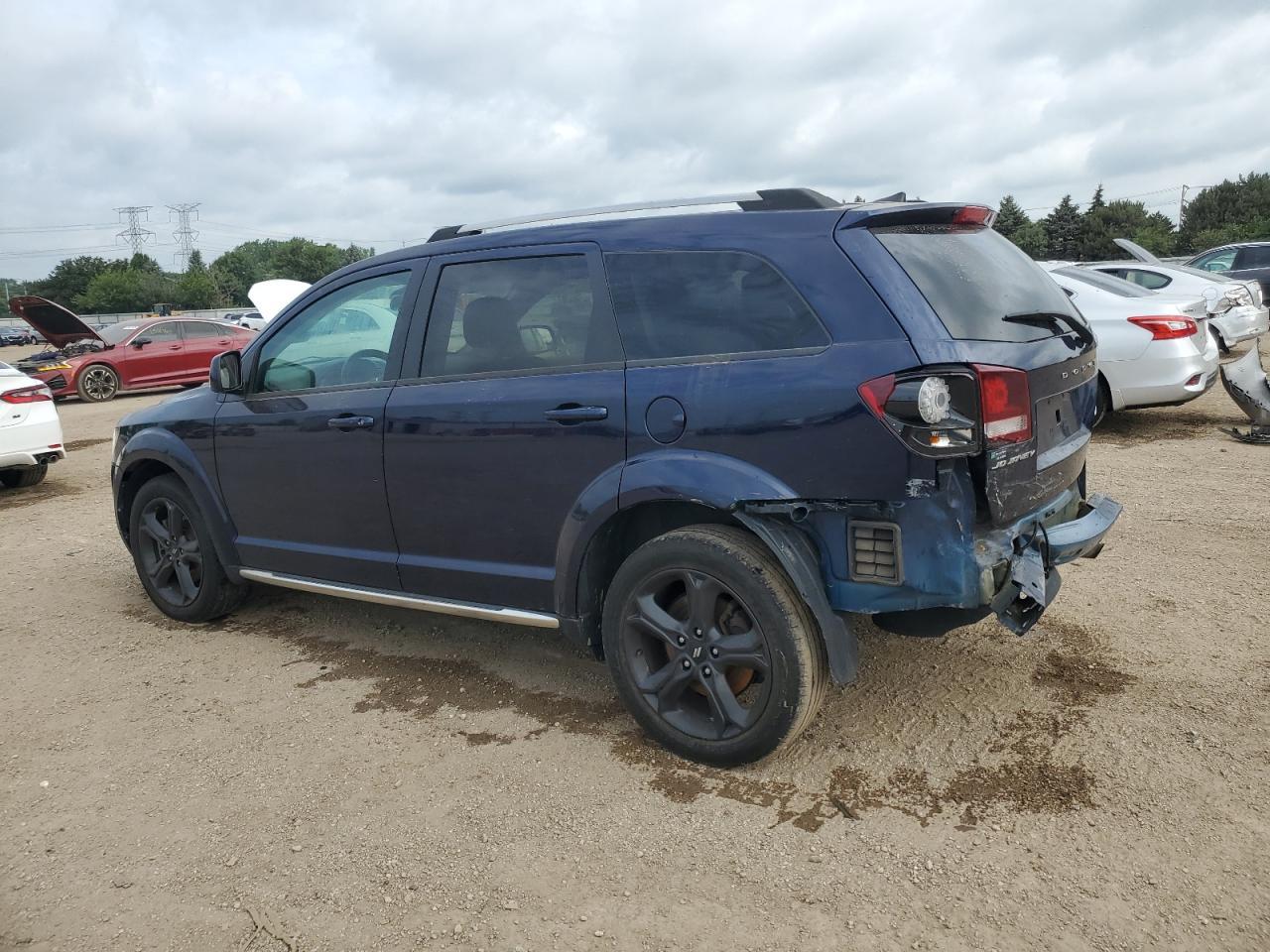 2020 Dodge Journey Crossroad - Фото 2