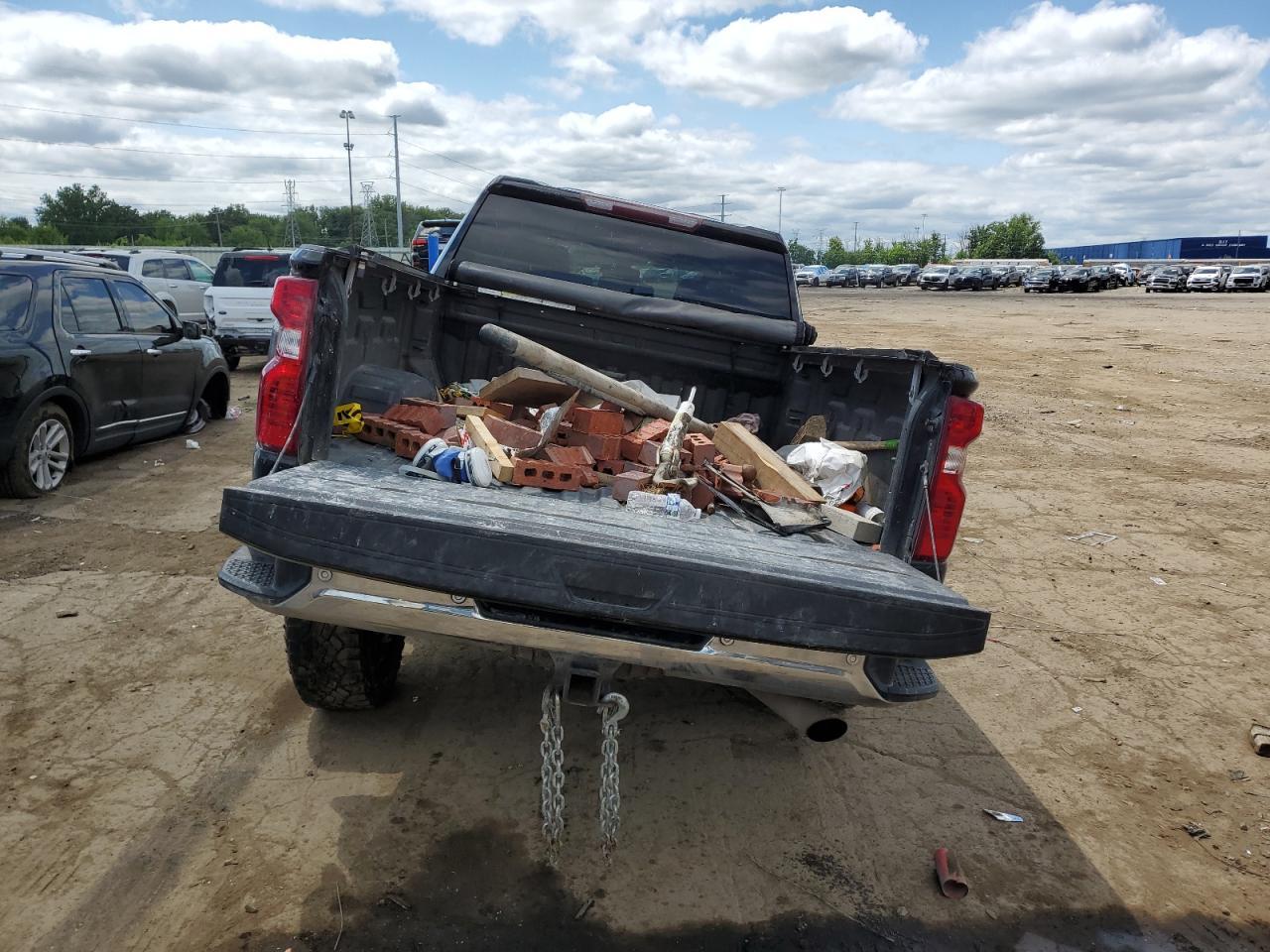 2021 Chevrolet Silverado K2500 Heavy Duty - Image 6