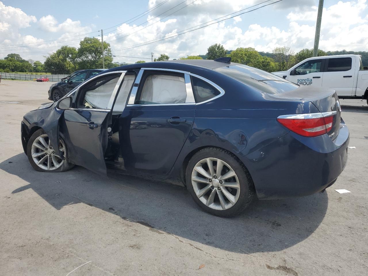 2015 Buick Verano Convenience - Фото 2