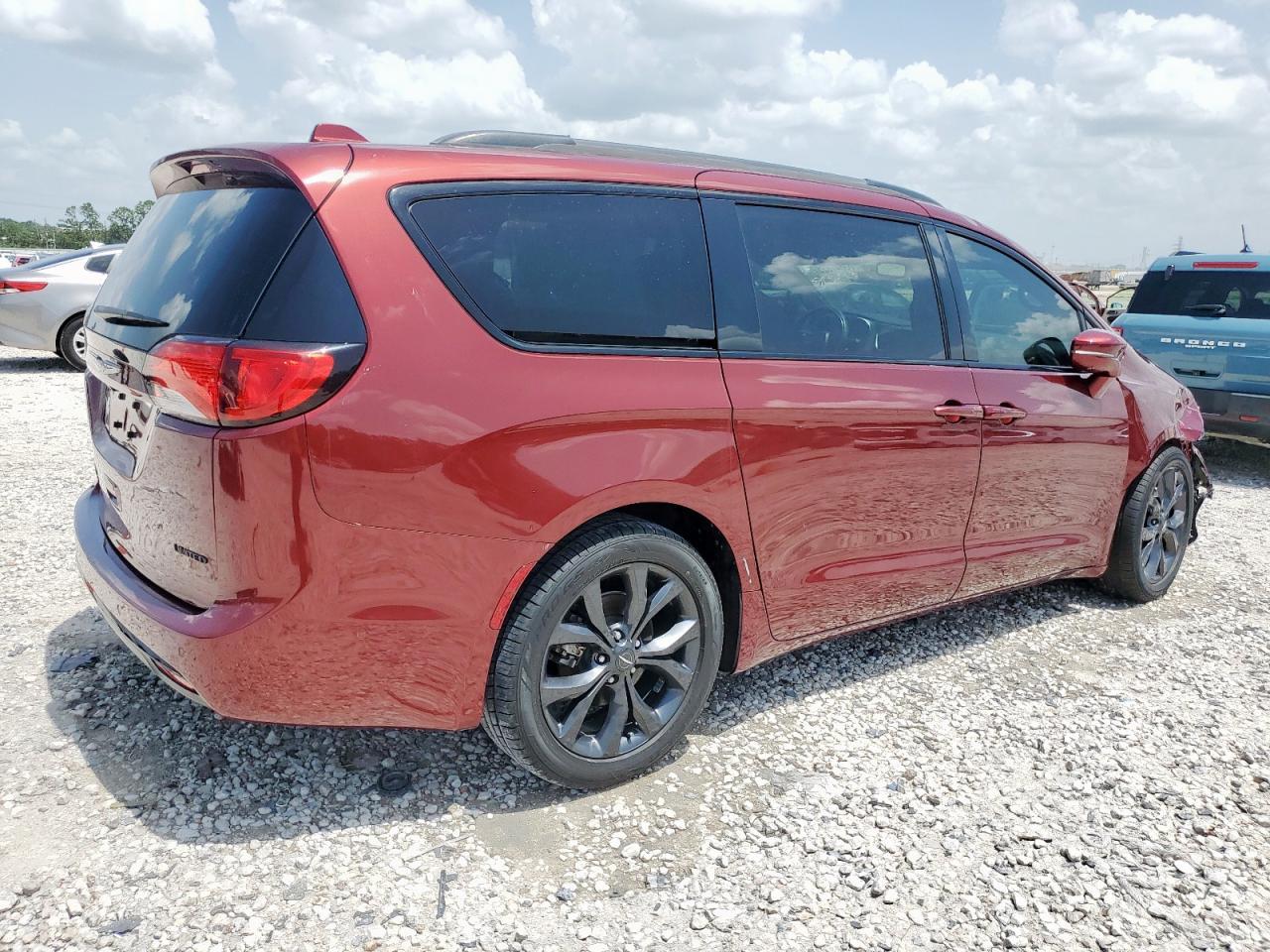 2018 Chrysler Pacifica Limited - Фото 3