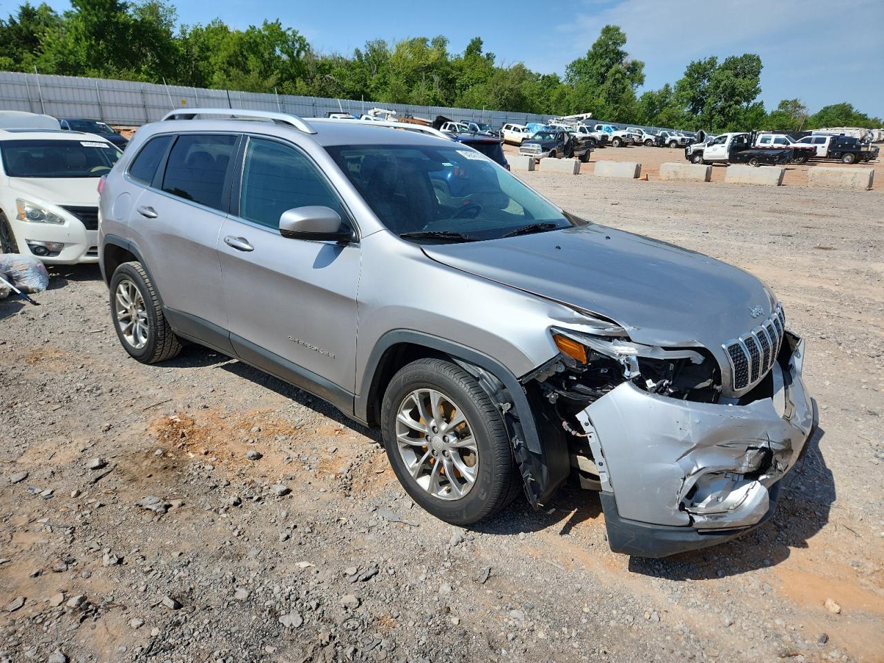 2019 Jeep Cherokee Latitude Plus - Фото 4