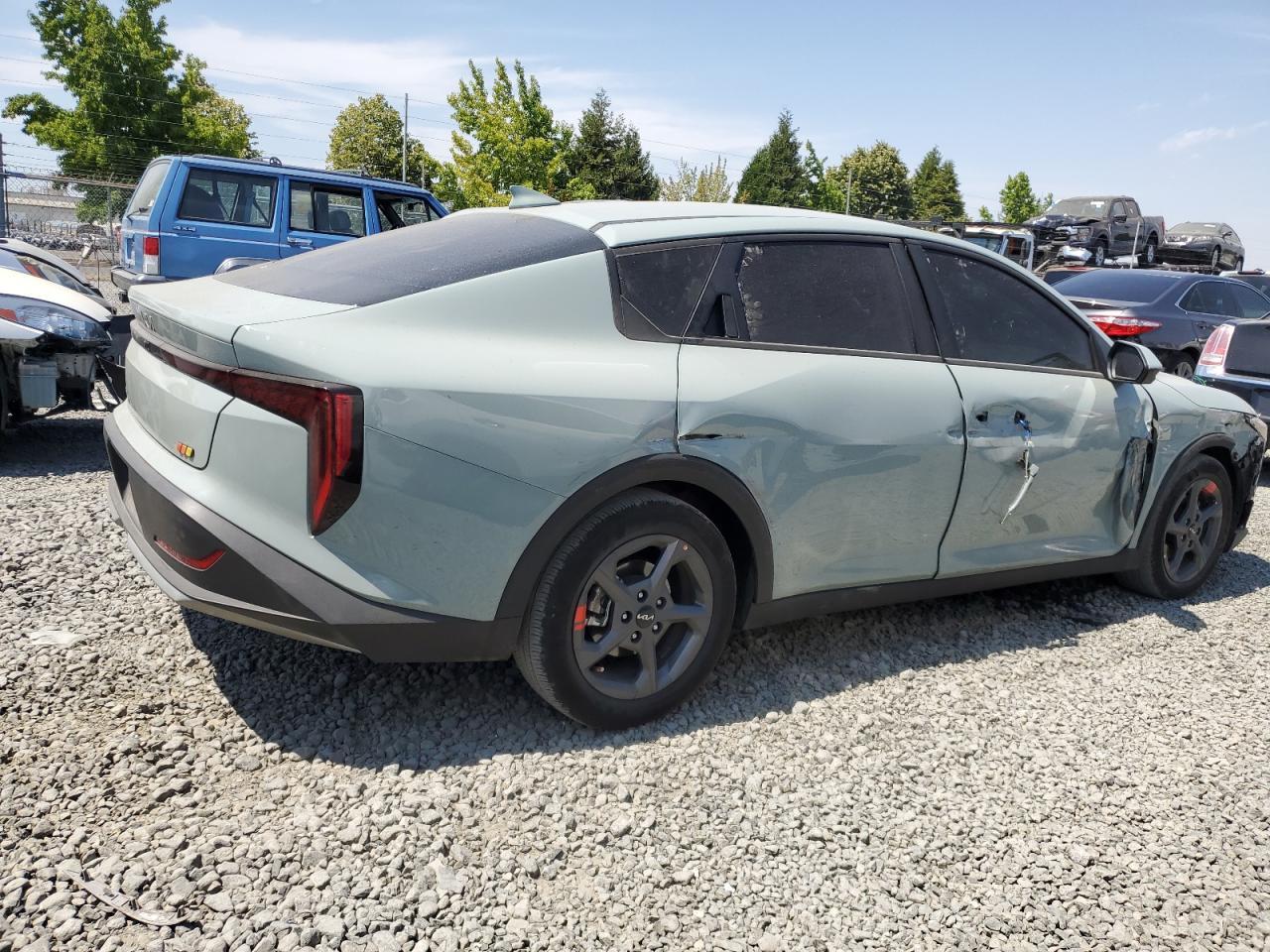 2025 Kia K4 Lx - Image 3