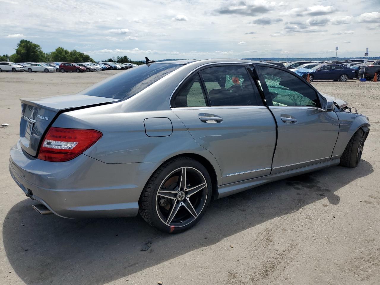 2013 Mercedes-Benz C 300 4Matic - Image 3