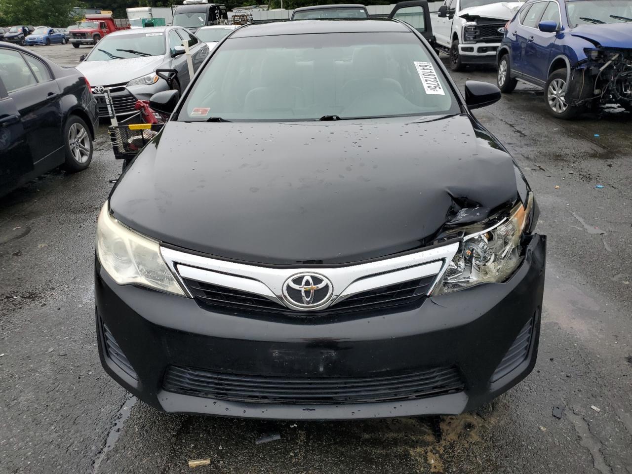 2013 Toyota Camry L - Фото 5