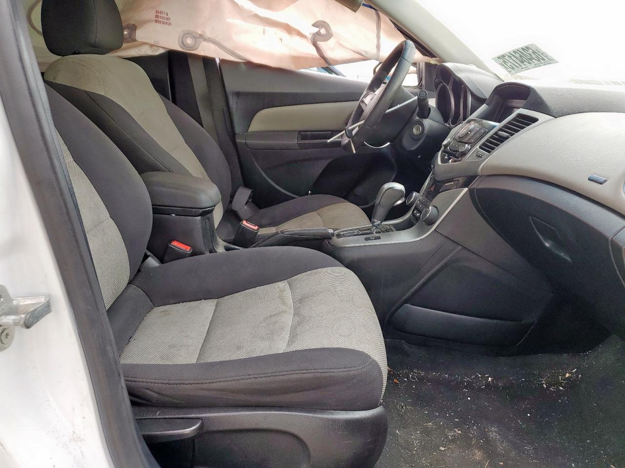 2014 Chevrolet Cruze Ls - Фото 7