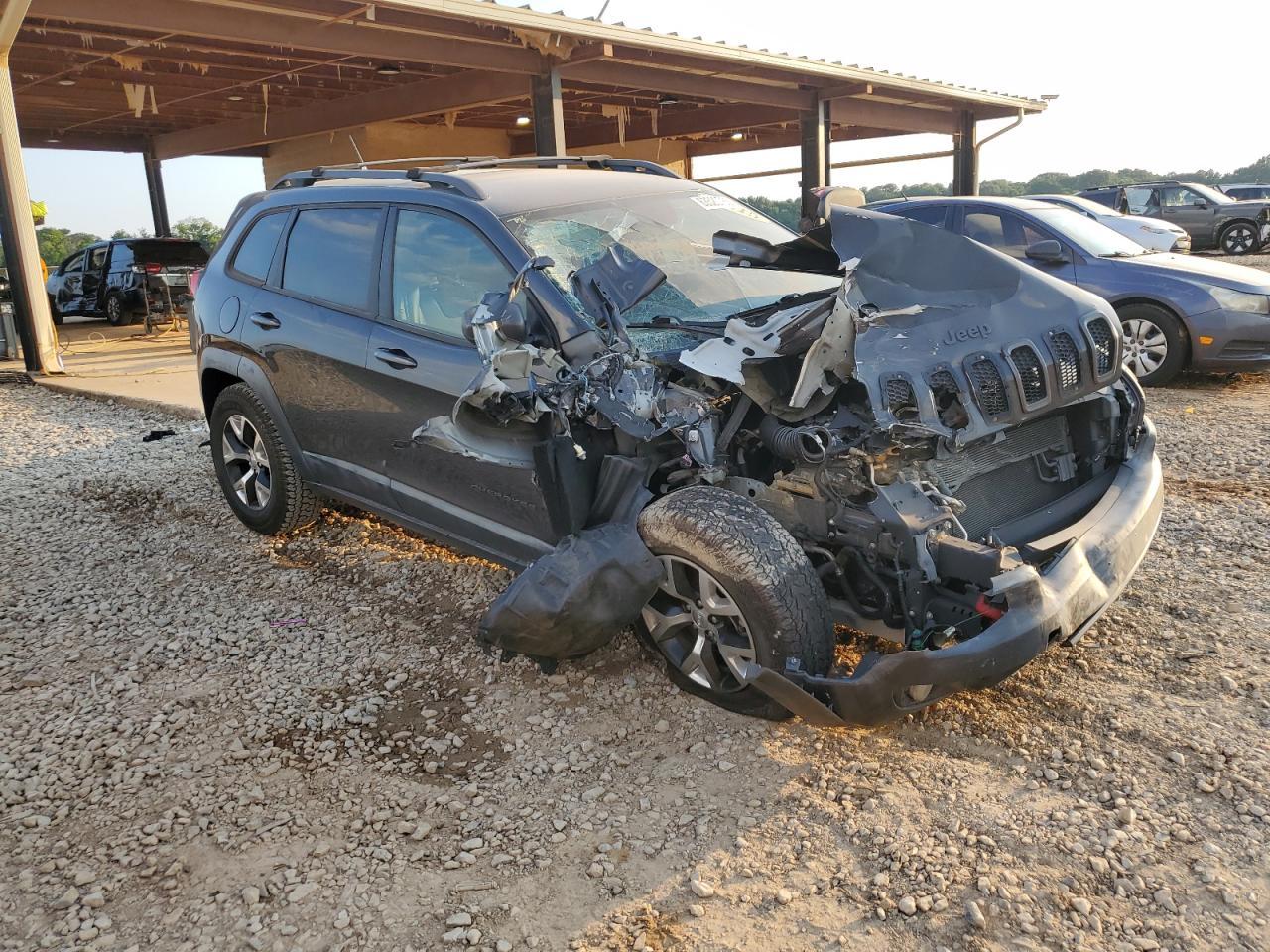 2015 Jeep Cherokee Trailhawk - Фото 4