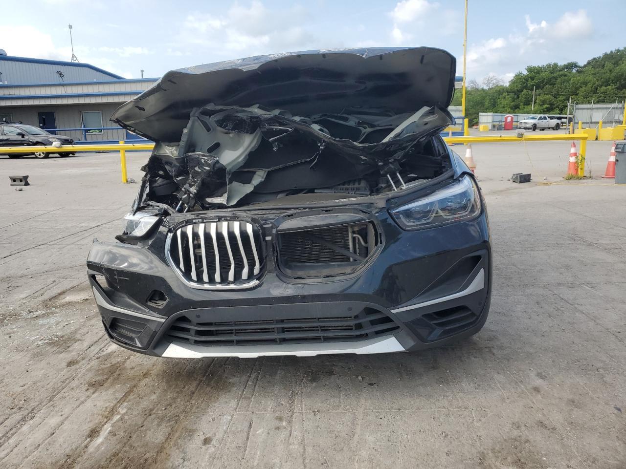 2021 BMW X1 xDrive28I - Фото 5