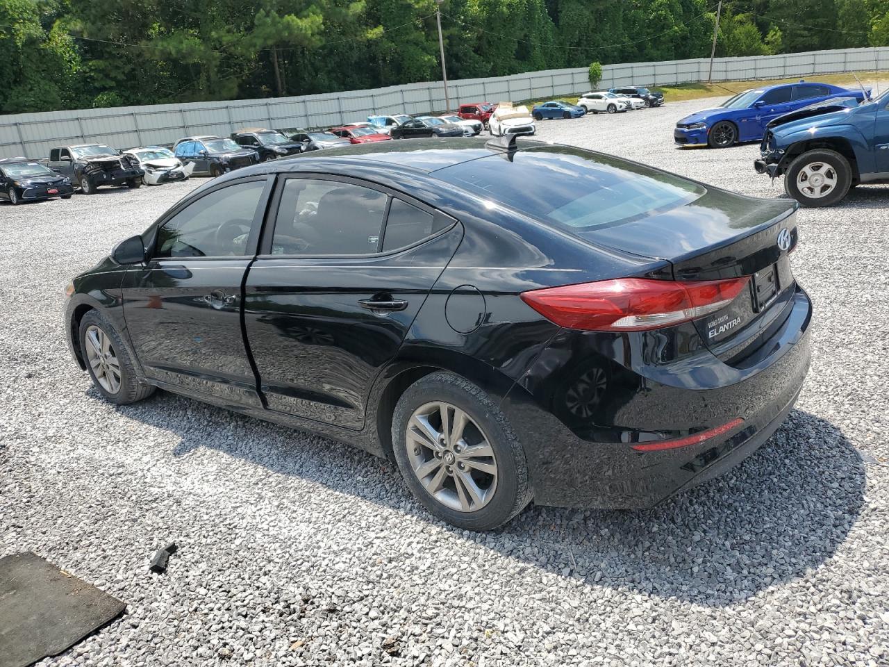 2017 Hyundai Elantra Se - Фото 2