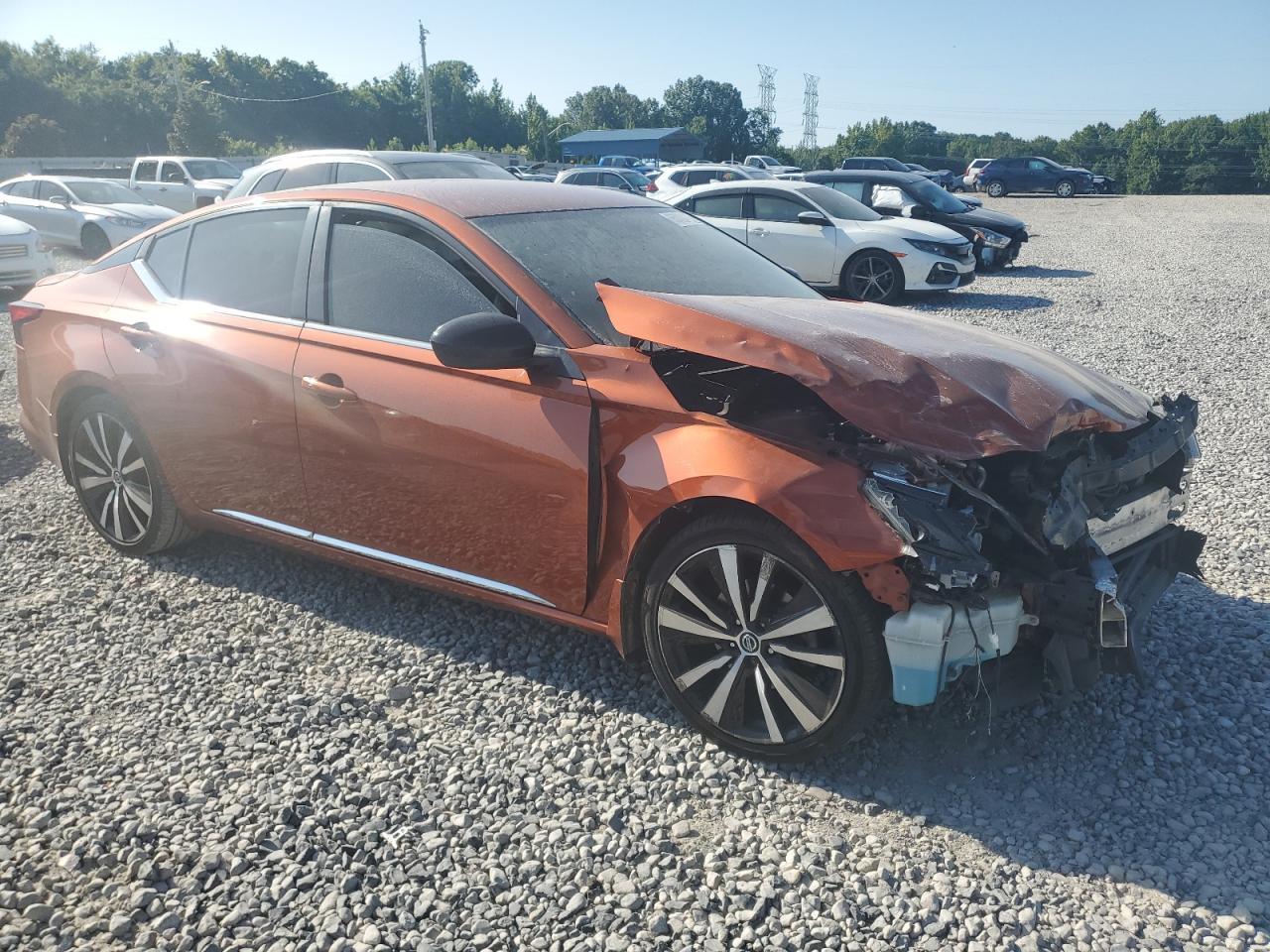 2019 Nissan Altima Sr - Image 4