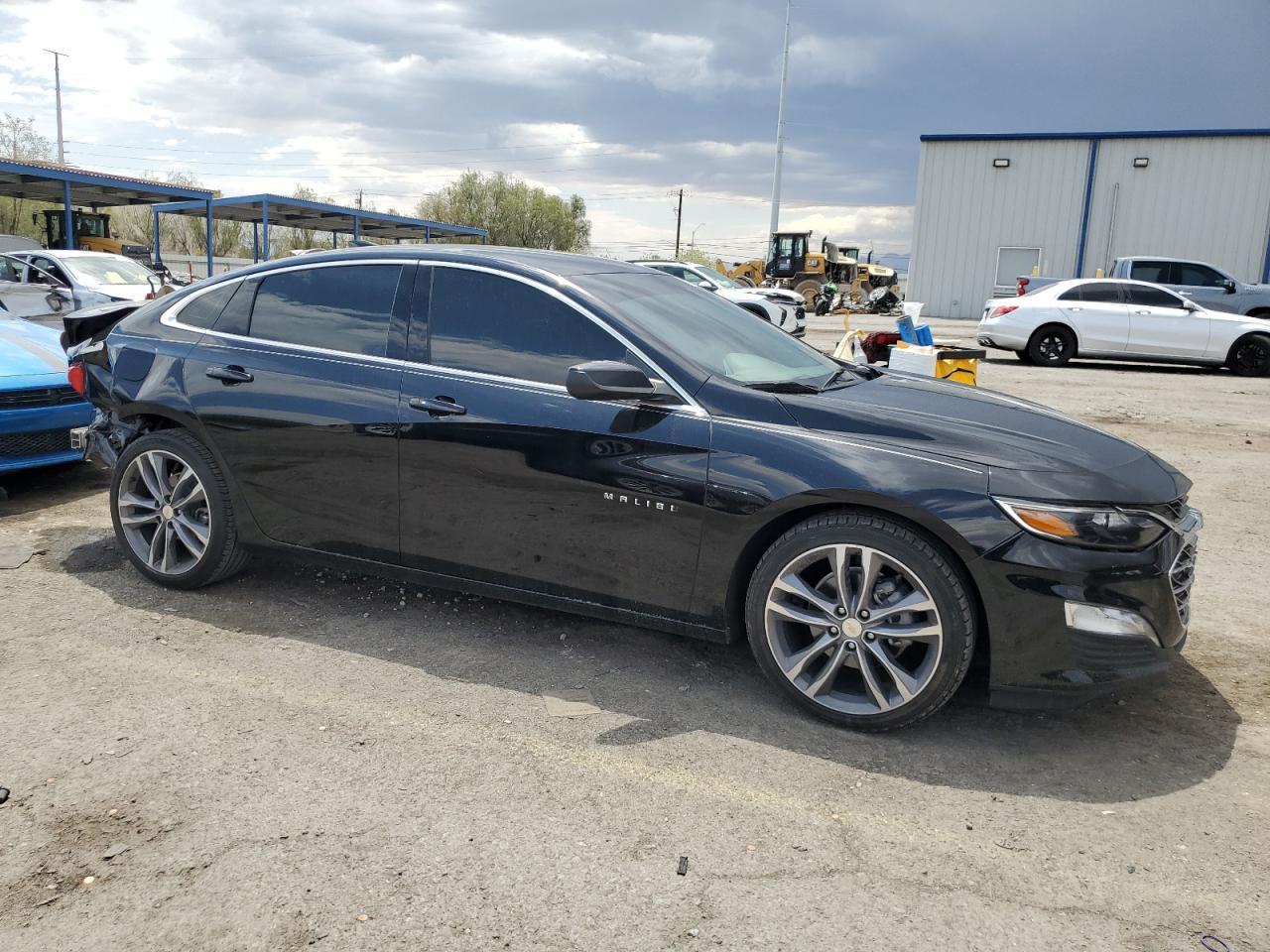 2022 Chevrolet Malibu Lt - Image 4