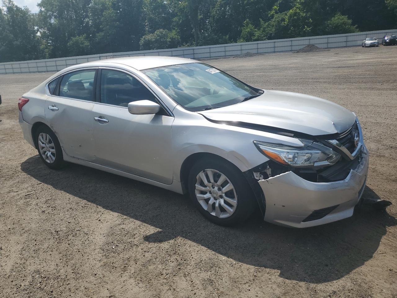 2016 Nissan Altima 2.5 - Фото 4