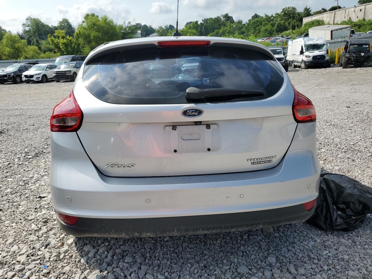 2016 Ford Focus Titanium - Фото 6