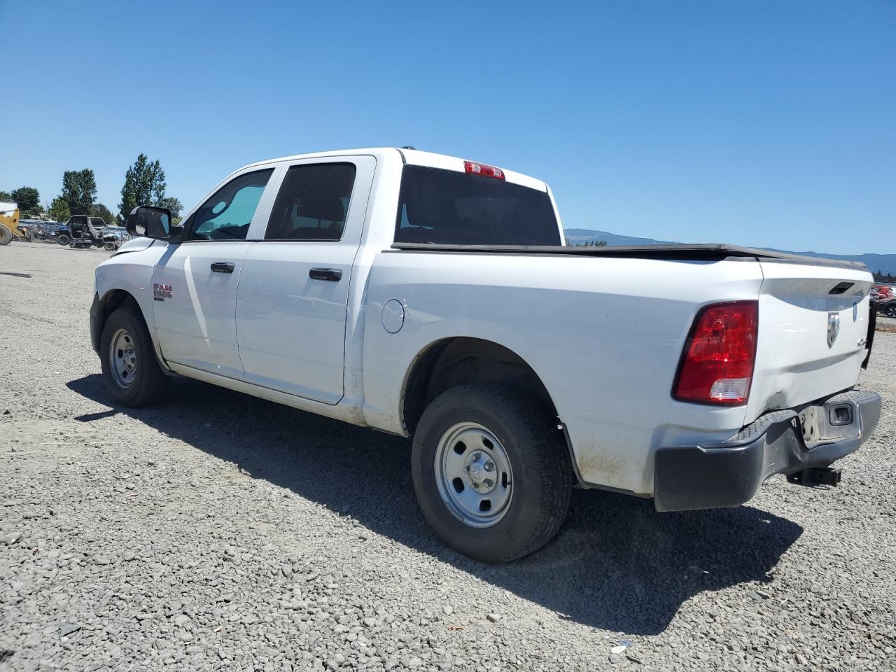 2022 Ram 1500 Classic Tradesman - Фото 2