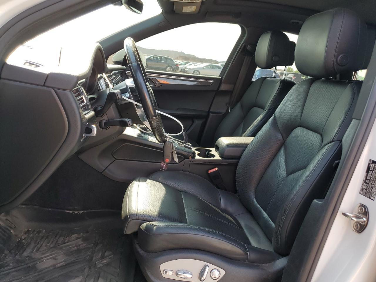 2020 Porsche Macan S - Image 7