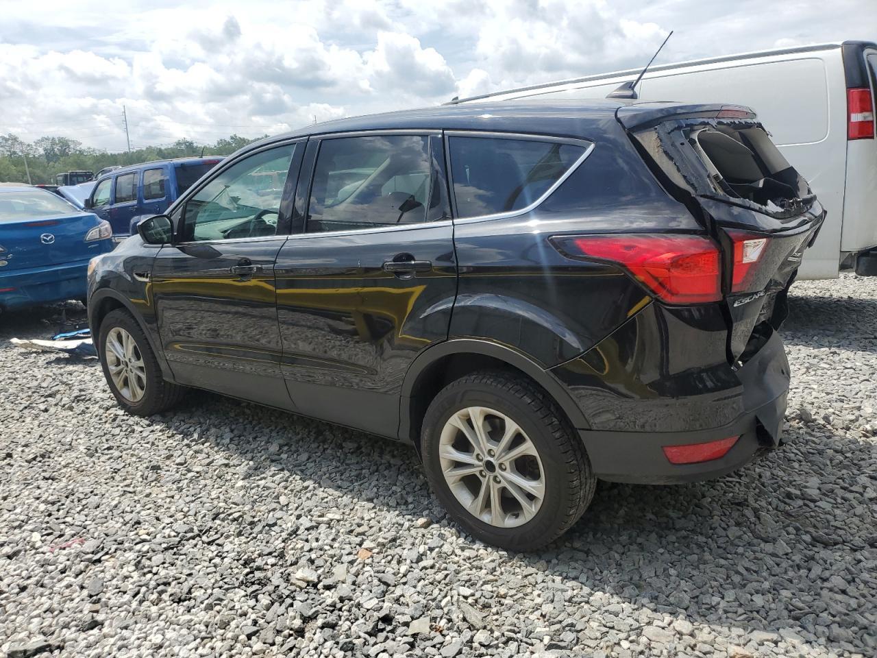 2019 Ford Escape Se - Image 2