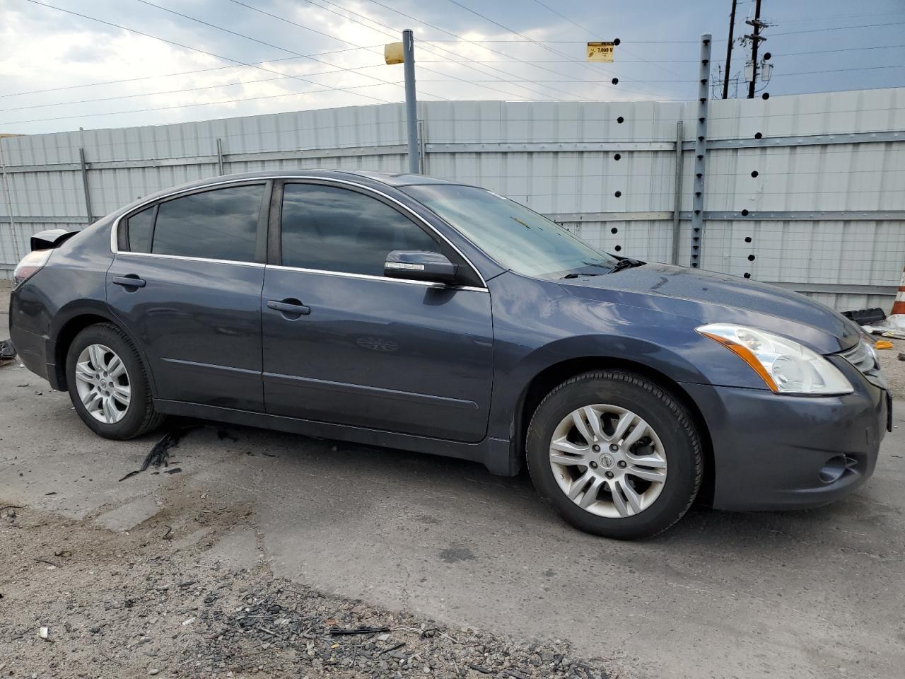 2012 Nissan Altima Base - Фото 4