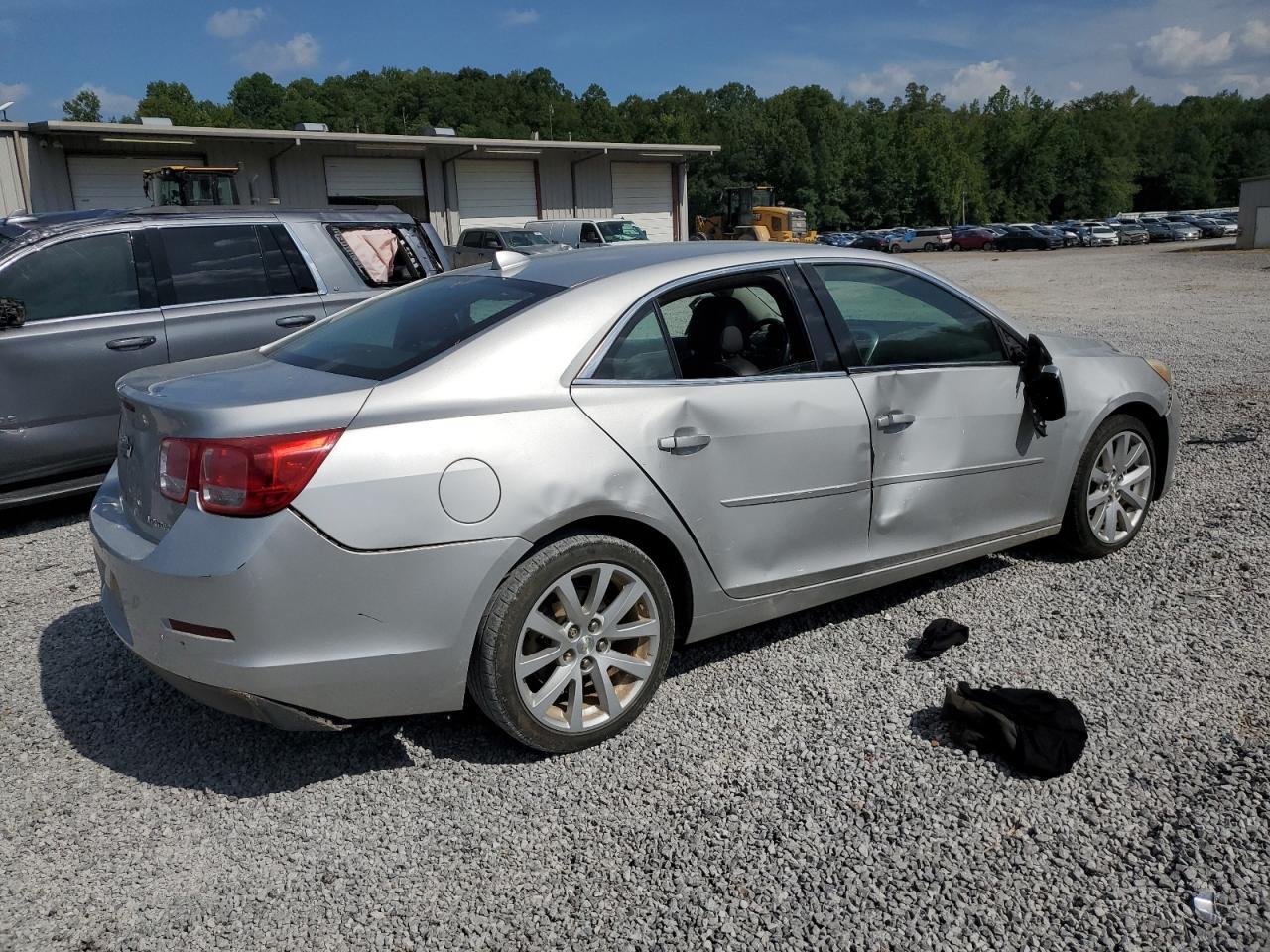 2014 Chevrolet Malibu 2Lt - Image 3