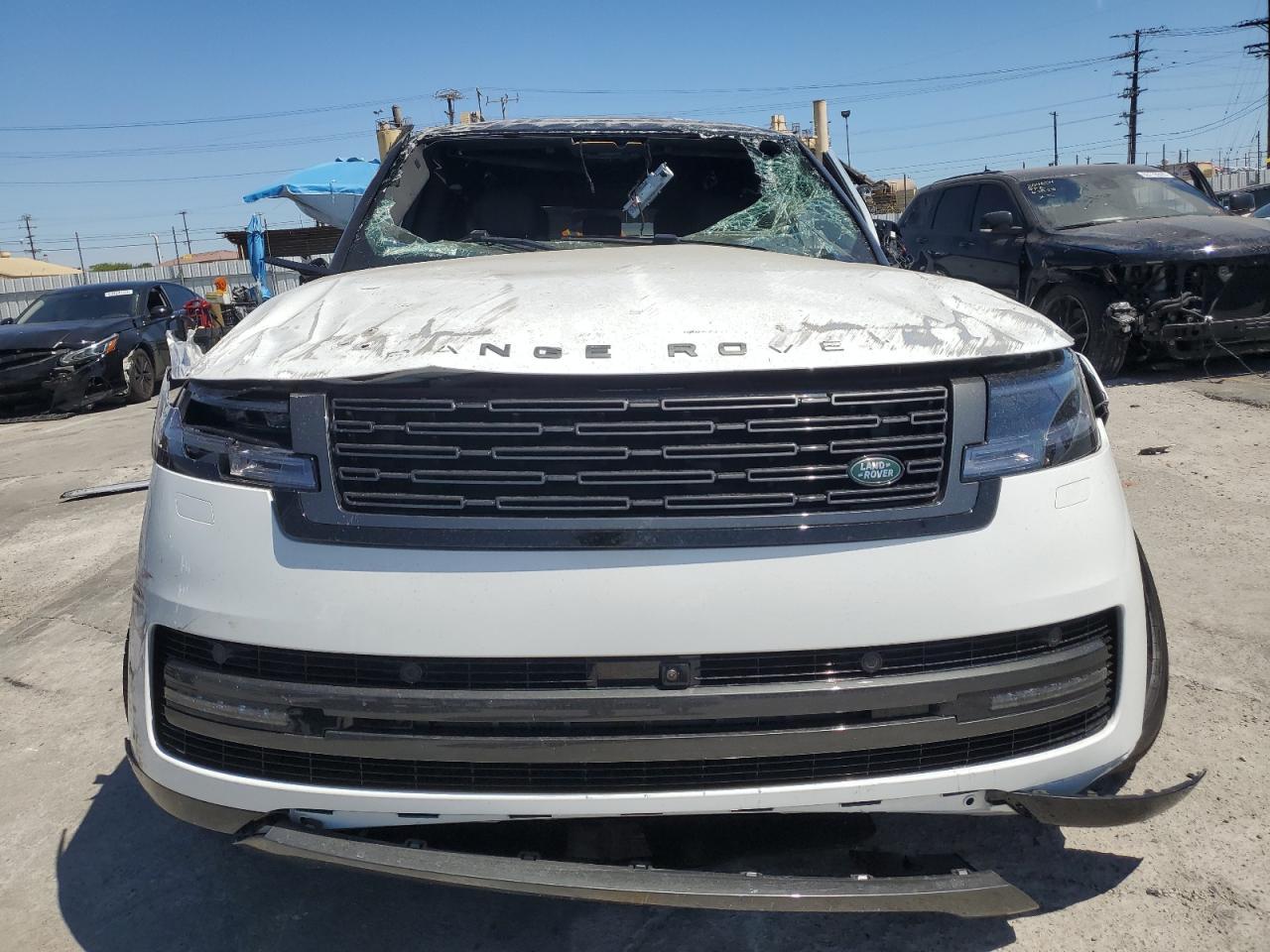 2025 Land Rover Range Rover Se - Image 5