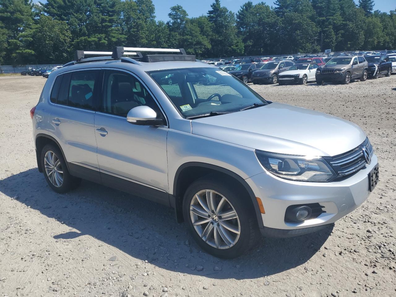 2016 Volkswagen Tiguan S - Фото 4