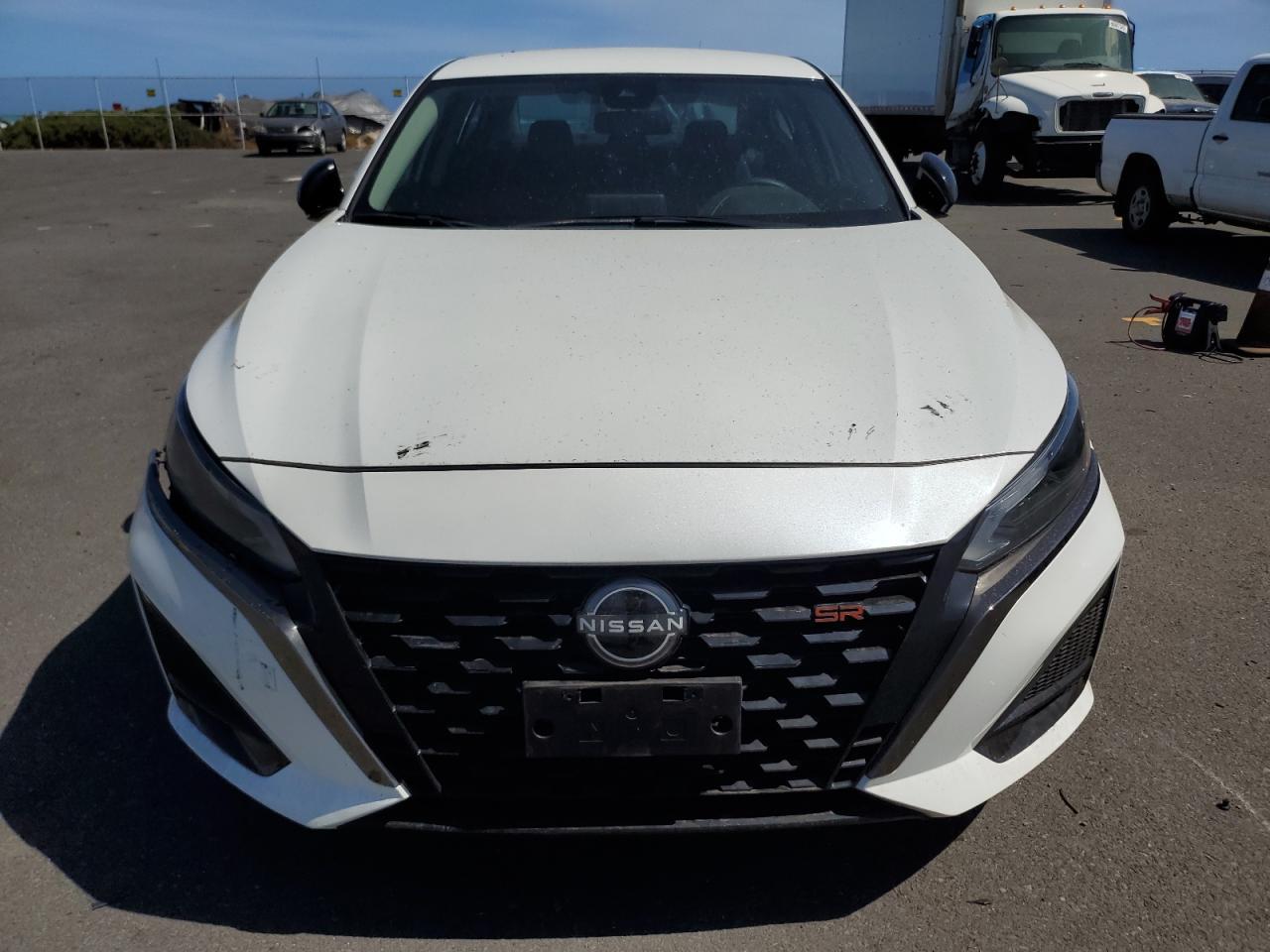 2024 Nissan Altima Sr - Фото 5