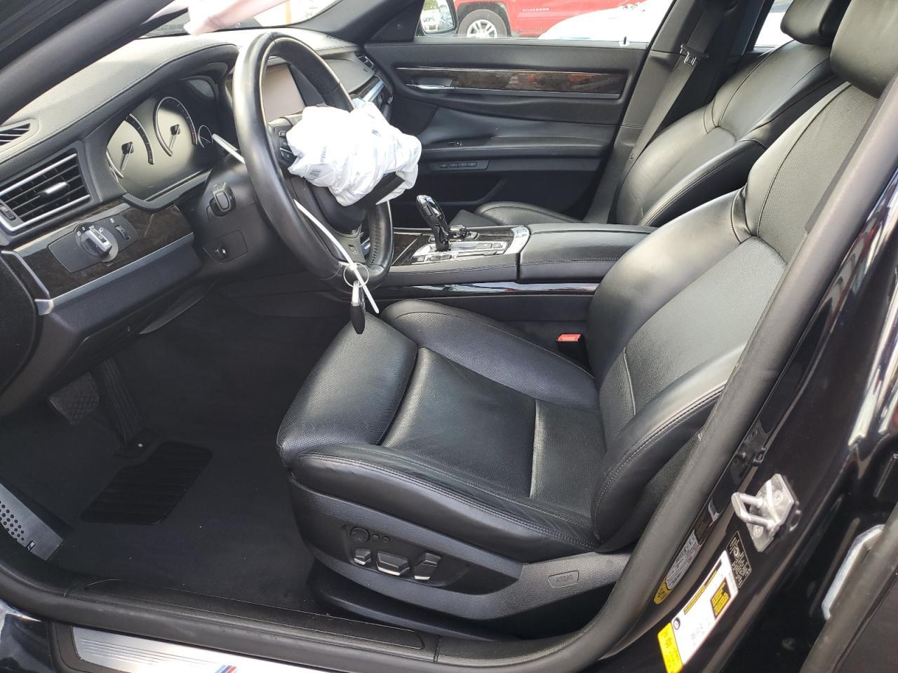 2012 BMW 750 Li - Фото 7